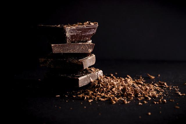 ما هي أضرار الشوكولاتة الداكنة؟